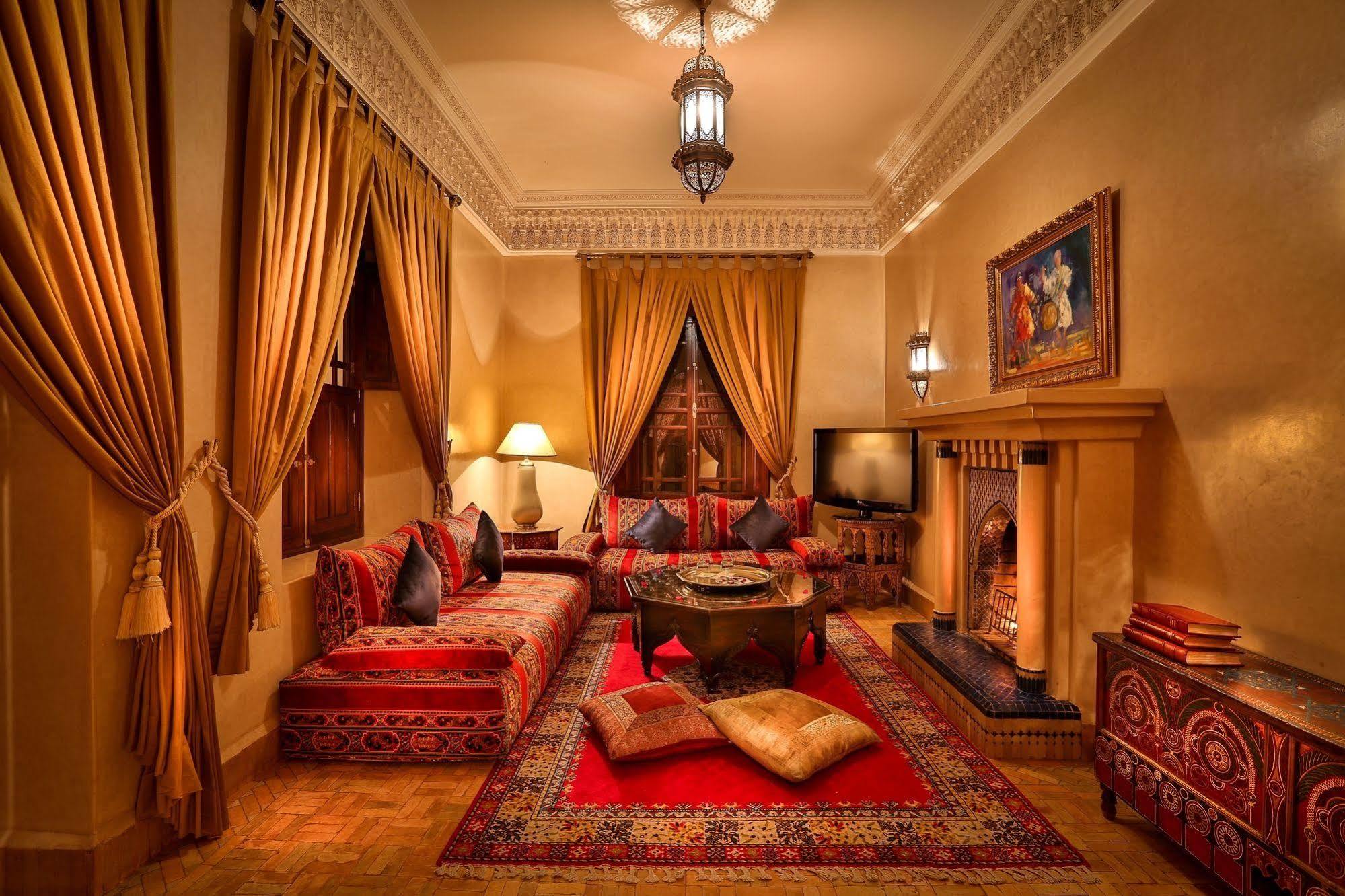 Riad Kniza Марракеш Экстерьер фото A Moroccan living room