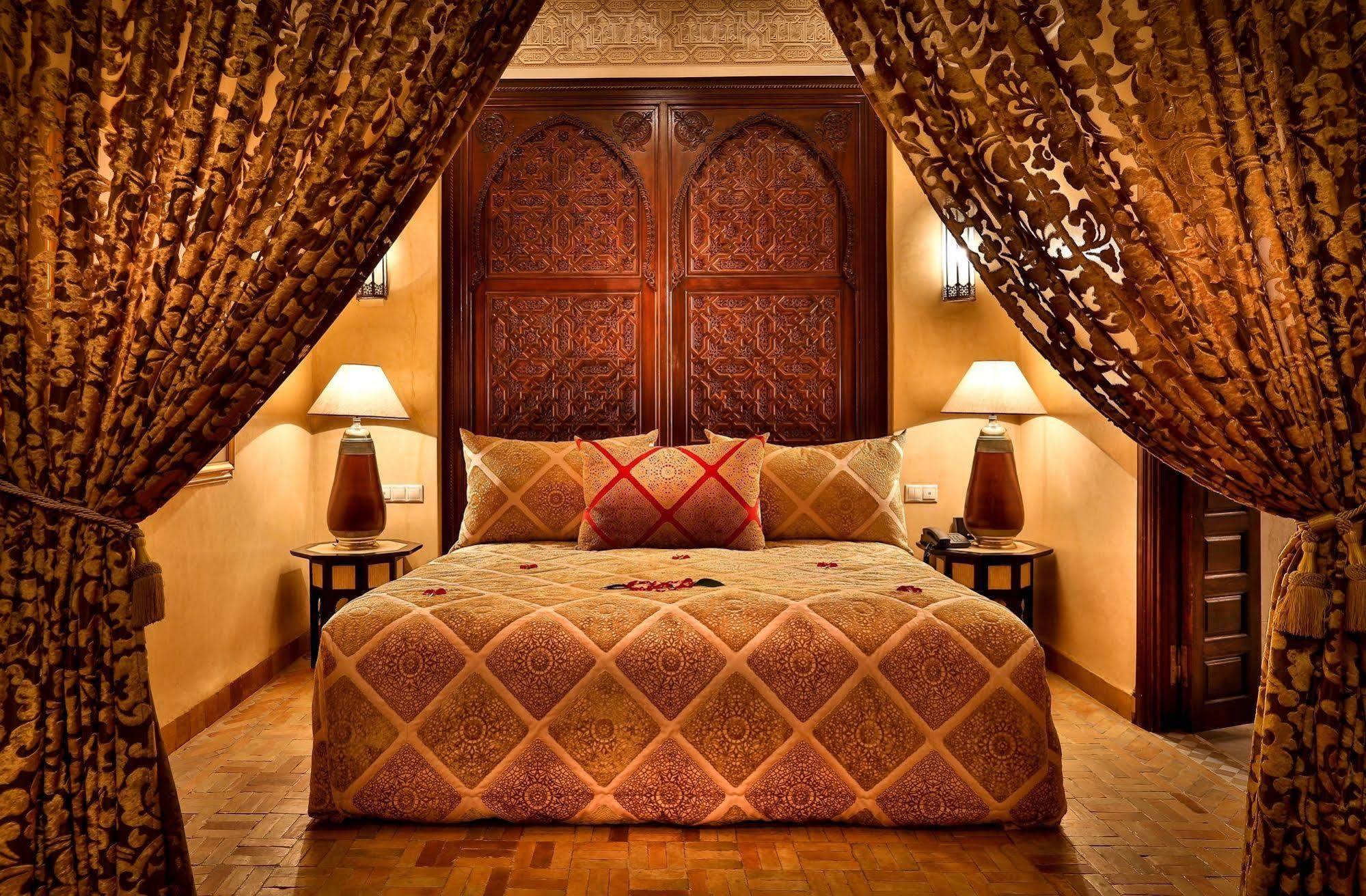 Riad Kniza Марракеш Экстерьер фото A bedroom at the hotel
