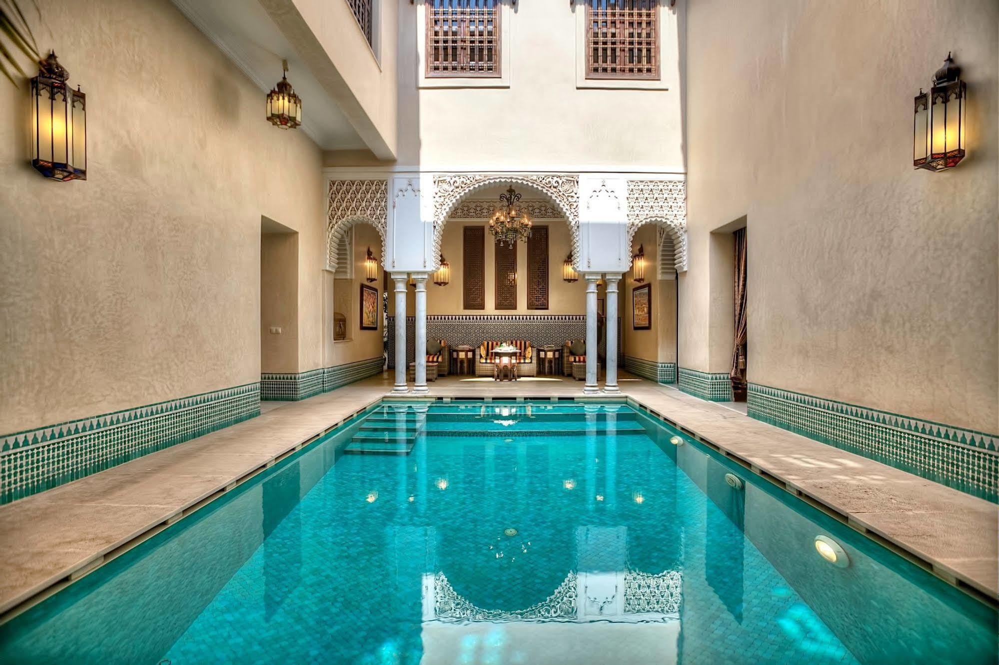 Riad Kniza Марракеш Бассейн фото The swimming pool at the hotel